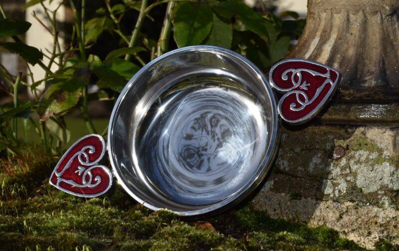 Pewter quaich with heart shaped handles